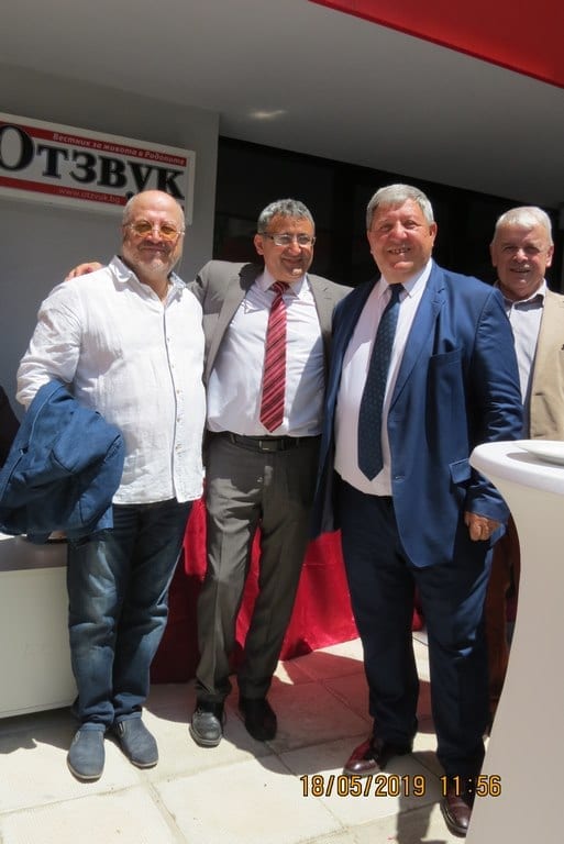 Зарко Маринов с основателите на "Отзвук" ООД Стоян Марев и Владимир Гърбелов.